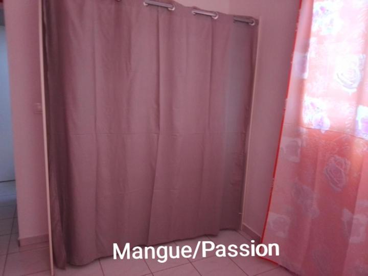 Villa Tournesol D Or Le Gosier  Rom bilde