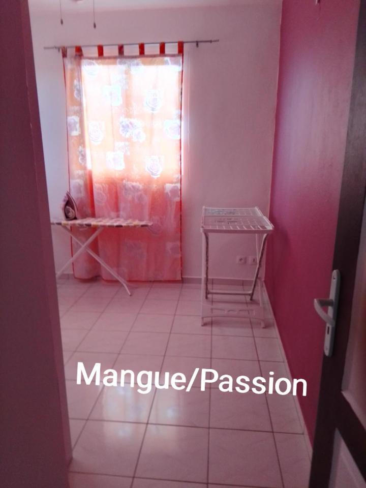 Villa Tournesol D Or Le Gosier  Rom bilde
